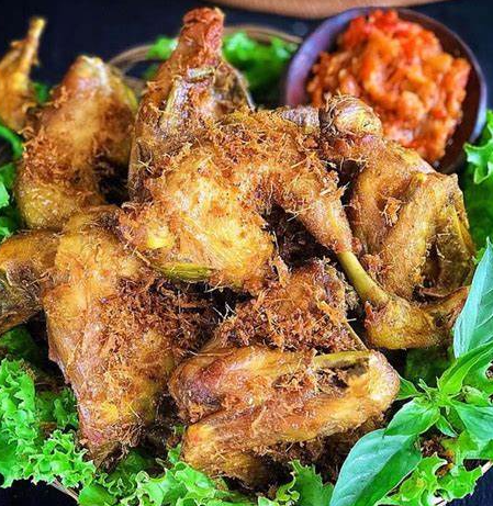Lapak DO'i: Ayam Bakar dan Goreng Laos yang Menggoda Lidah di Cilacap